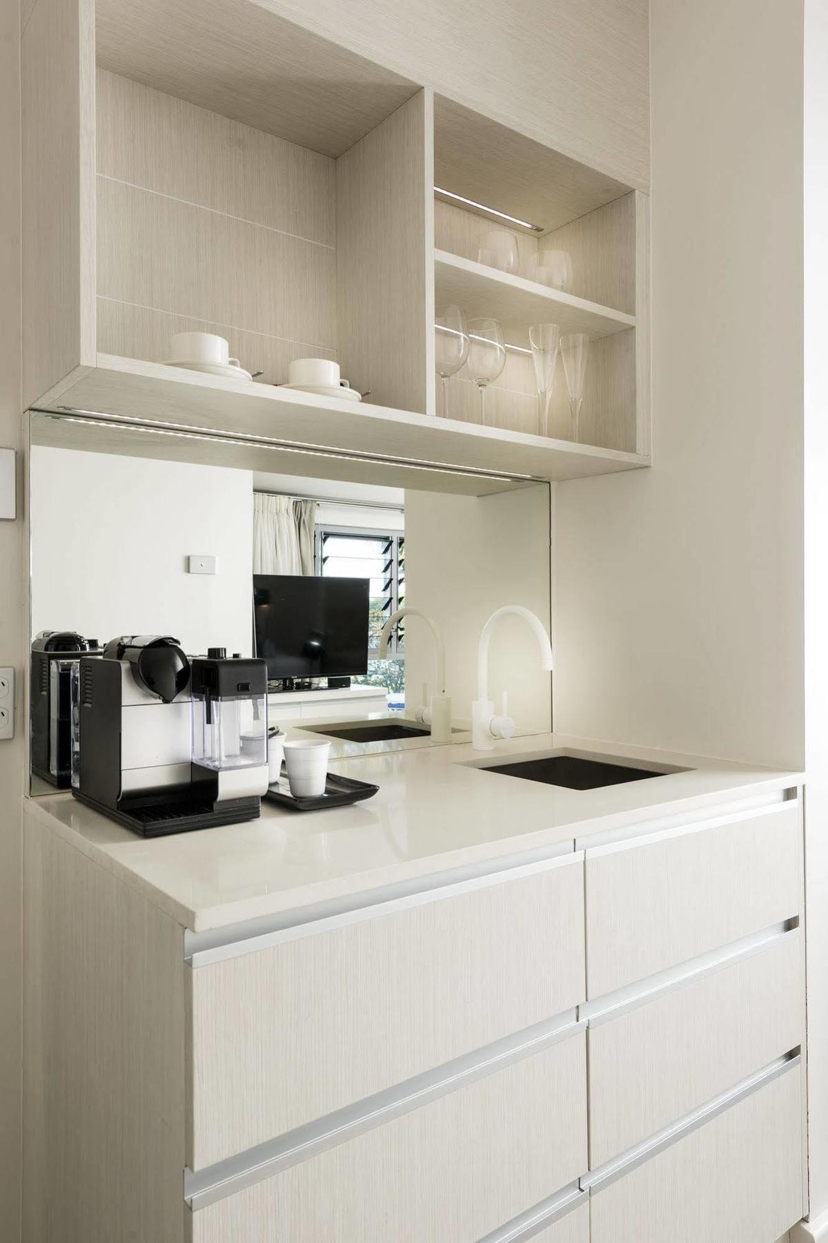 ברום Mangrove Hotel מראה חיצוני תמונה