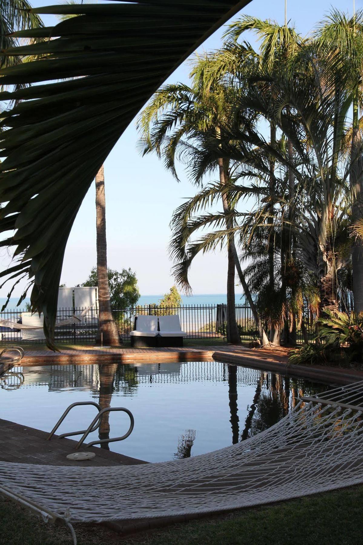ברום Mangrove Hotel מראה חיצוני תמונה