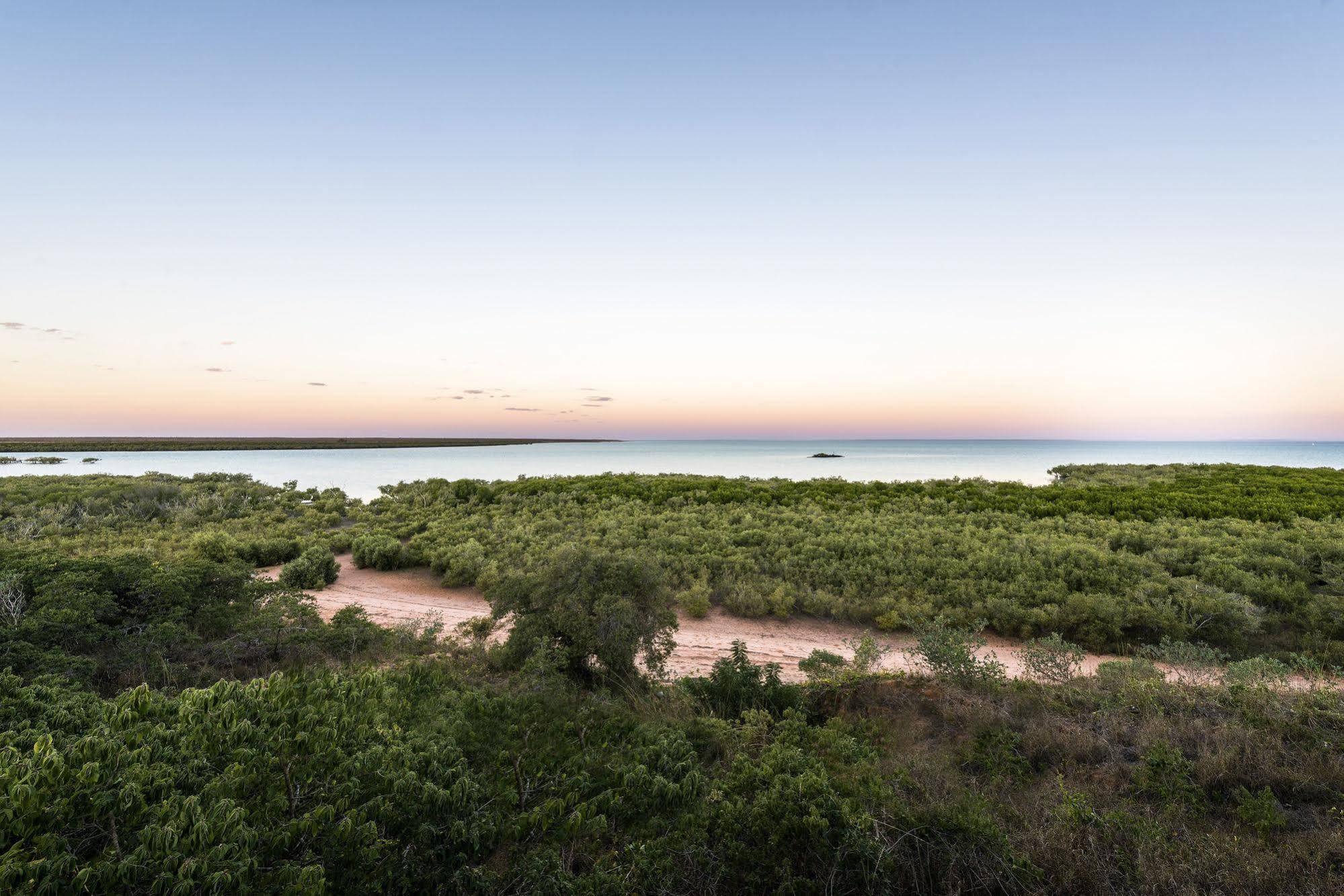 ברום Mangrove Hotel מראה חיצוני תמונה